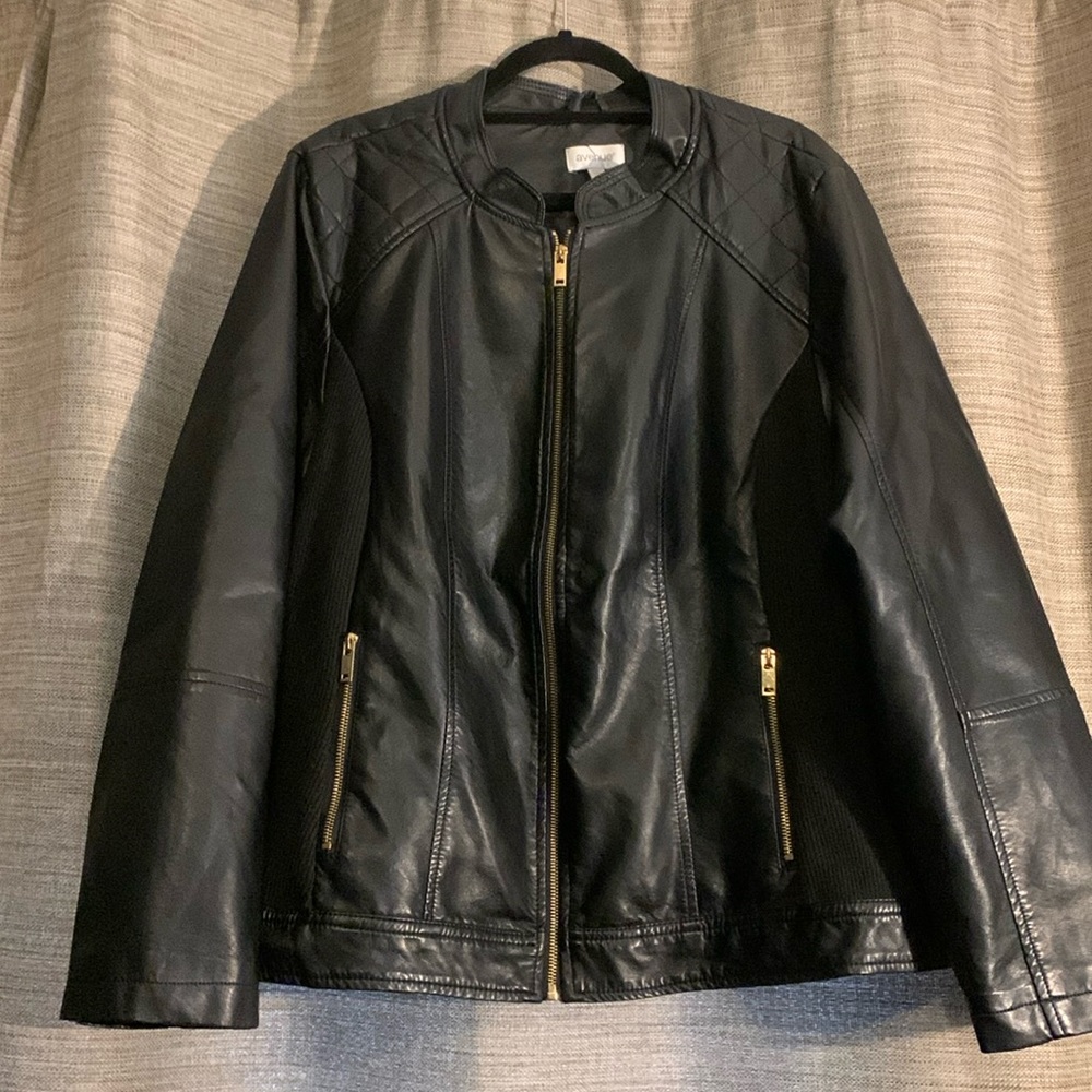 Avenue 22/24 Women’s Plus Size Black Jacket